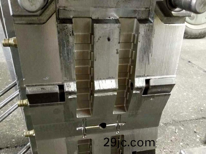 尼龍塑料糢(mo)具要(yao)不要省糢？