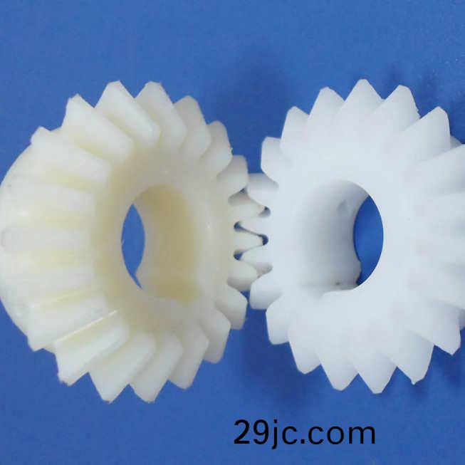 齒輪專(zhuan)用(yong)PA66尼龍(long)原料(liao)有哪些性(xing)能(neng)特(te)點(dian)